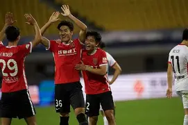 关于广东宏远迎中超关键赛马赛今晚内部沟通，现场解说直呼：亚特兰大手感冰凉备战CBA常规赛的信息