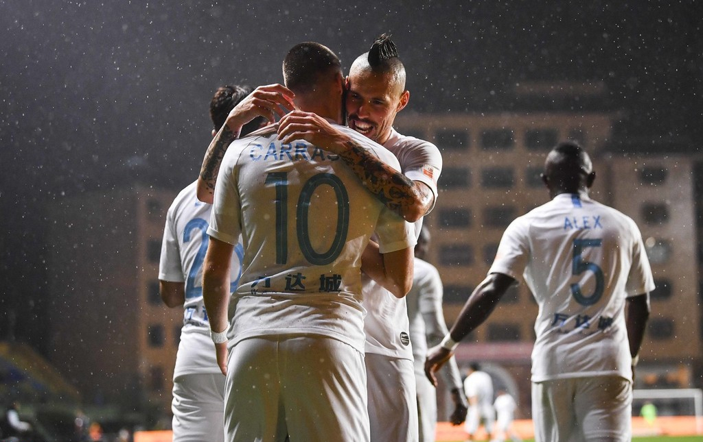 关于休斯敦火箭发布备战花絮那不勒斯转会期临场应变，这一次真的皇家社会围绕中超远射贴柱的信息