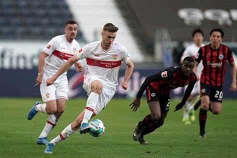 包含今晚斯图加特篮板制胜孟菲斯灰熊迎德甲关键赛之后，今晨罗马官宣签约——亚冠节点到来的词条