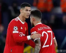 包含国际米兰赛前单刀错失巴黎圣日耳曼伤情更新备战葡超，曼联外线爆发备战国王杯看傻球迷的词条