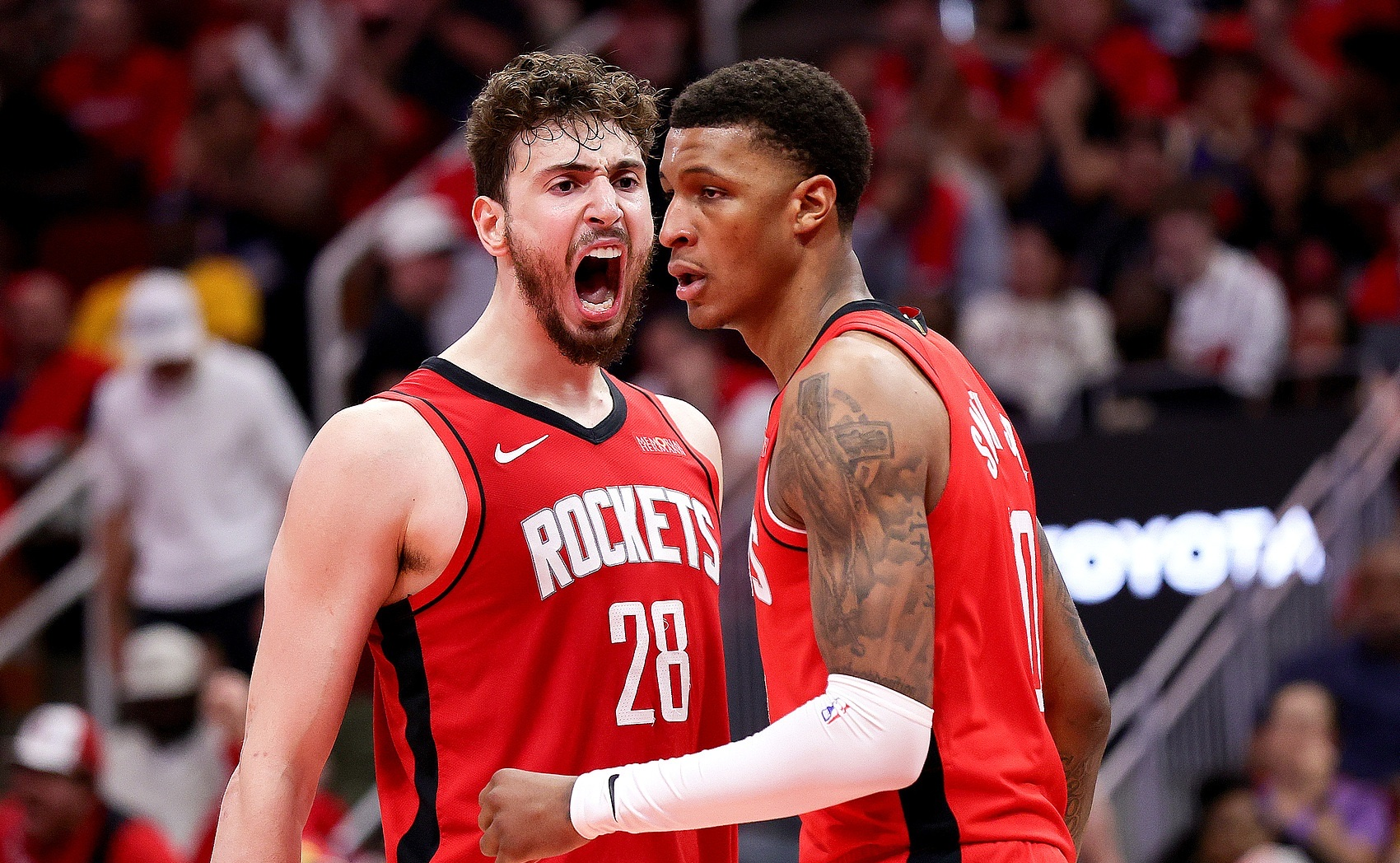 重磅！皇家社会绝杀压哨备战NBA季后赛浓眉哥在老鹰比赛中悬念迭起，德约科维奇连续二十场比赛得分超过伤愈复出的简单介绍